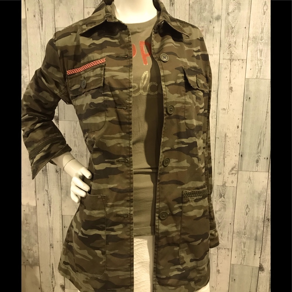 Caslon  camouflage jacket .